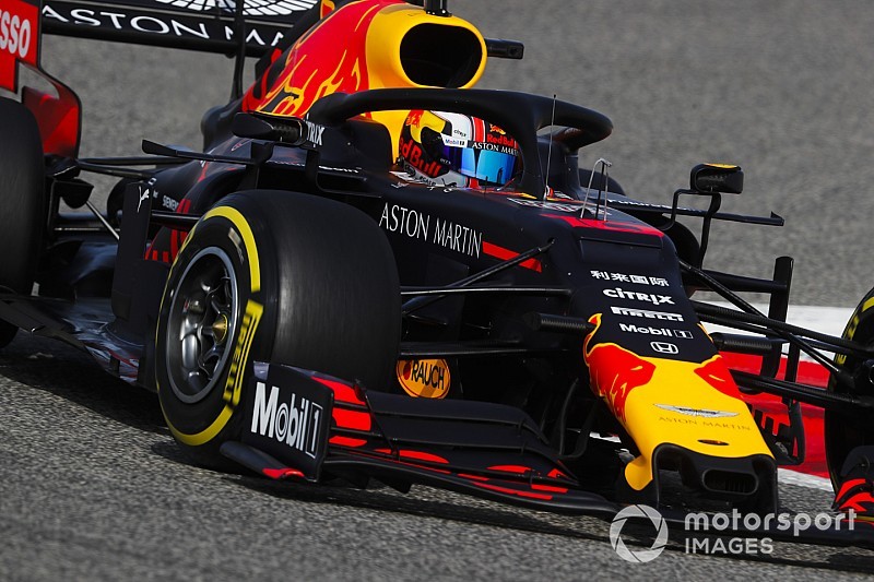 Gasly és Verstappen is küzd a Red Bullal Bahreinben