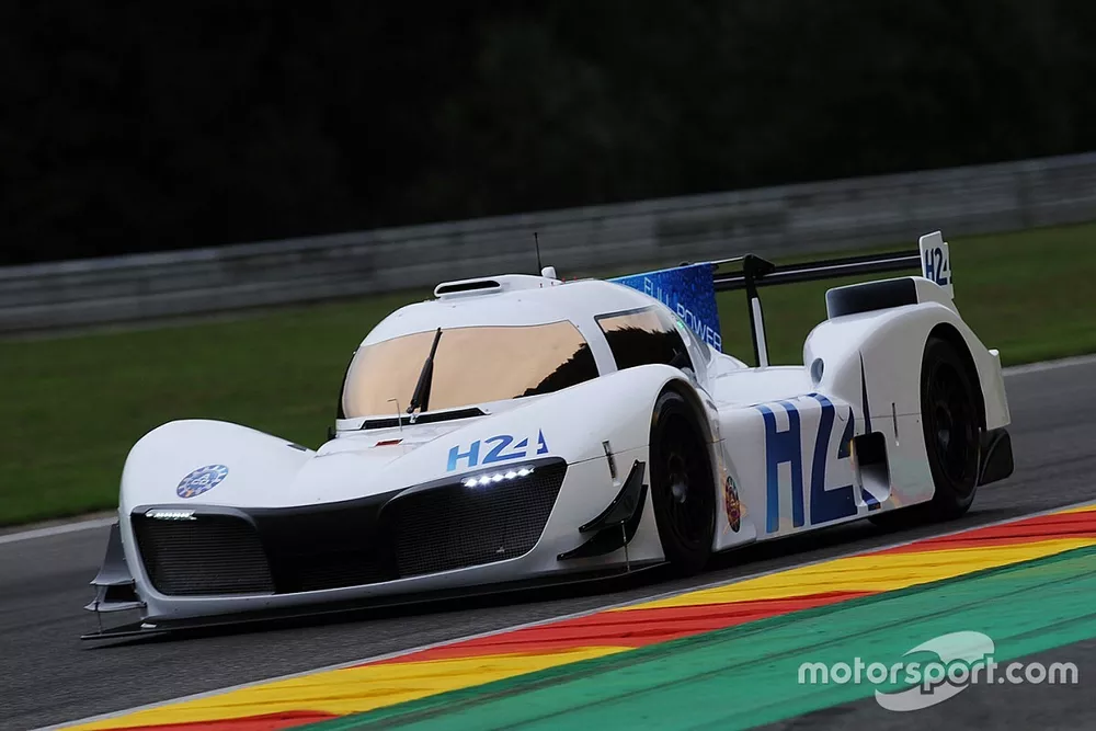 レースカー ホワイト 24 2024年にル・マン24時間レース参戦の燃料電池レースカー、パワー