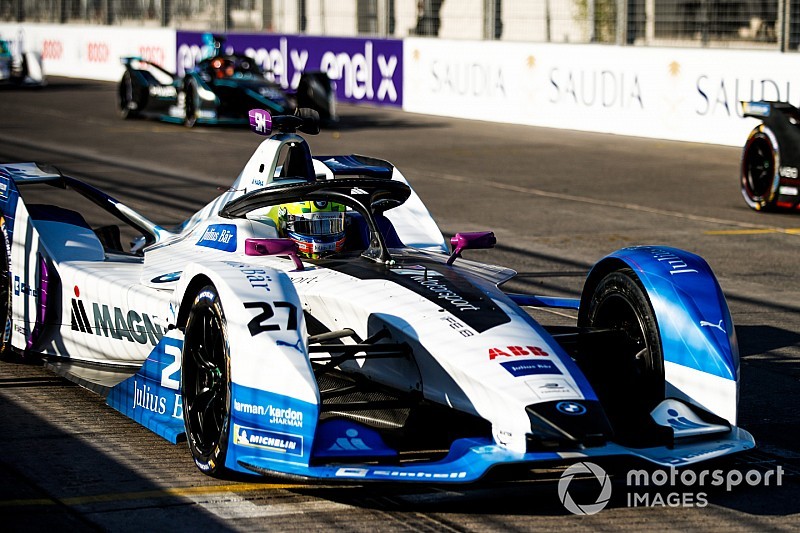 Penalised Sims adamant he didn't hit Mortara
