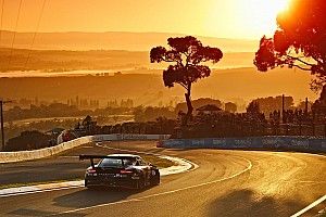 Fotogallery: ecco le immagini più belle della 12 Ore di Bathurst