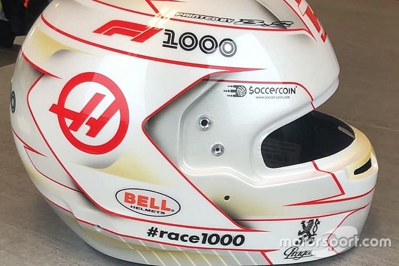 Grosjean ezzel a sisakfestéssel készül az 1000. F1-es futamra