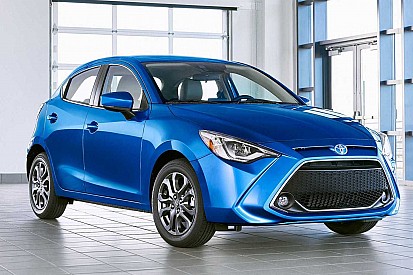 Toyota створила новий Yaris на базі хетчбека Mazda2