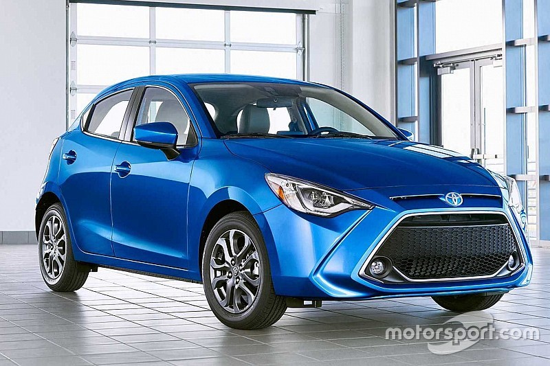 Toyota створила новий Yaris на базі хетчбека Mazda2