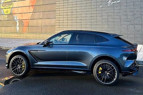 Fernando Alonso ya tiene su propio Aston Martin de carretera