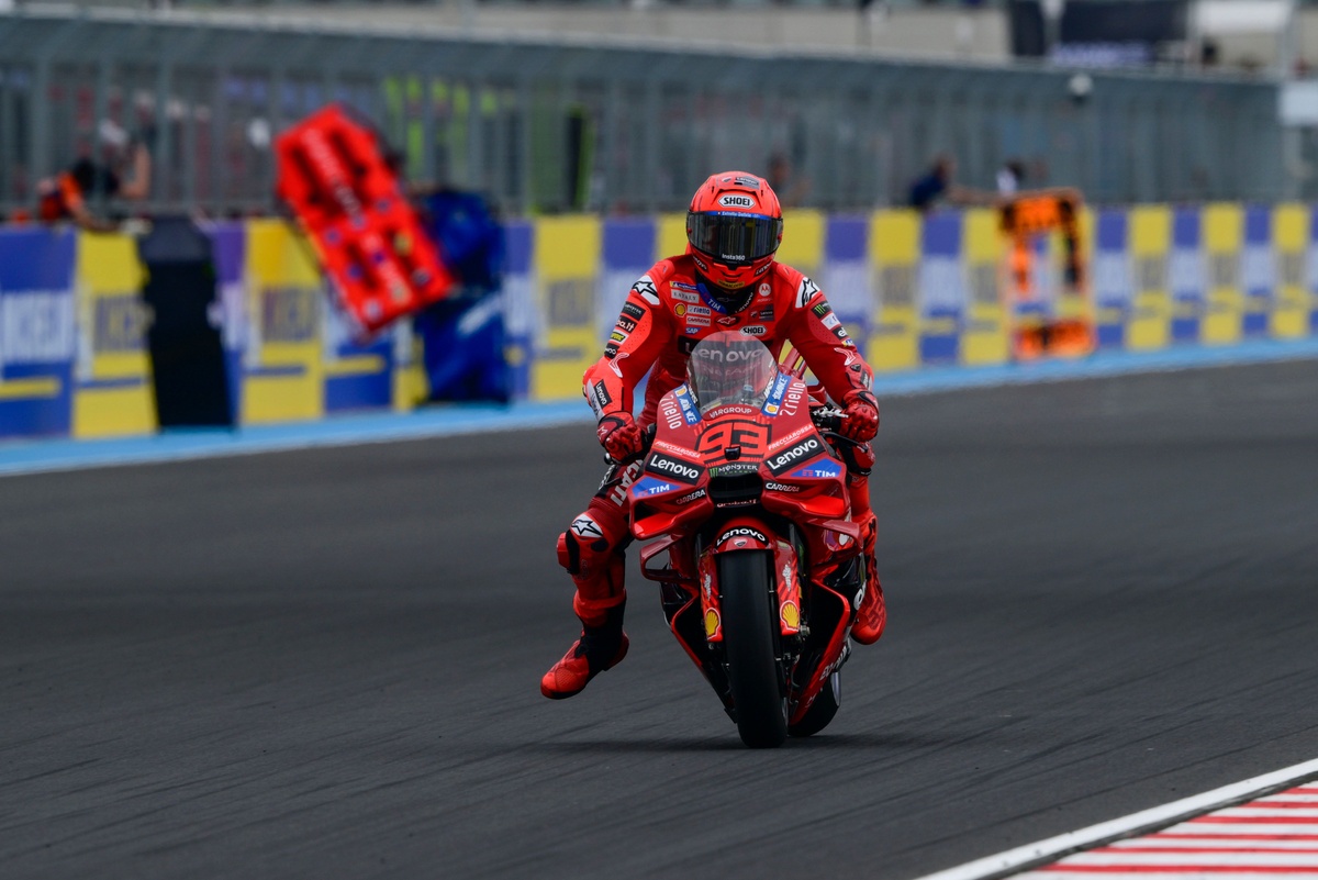 MotoGP | Balaton, Libere 1: Marquez fa il vuoto, Bagnaia solo 15° a 1"3