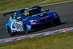 TCR South America: Raphael Reis desembarca no Uruguai em busca da liderança
