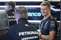 F1: Mick Schumacher foi vítima de guerra política entre Mercedes e Red Bull; entenda