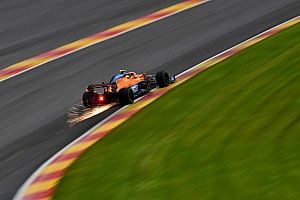 VÍDEO: Norris bate forte em meio à chuva de Spa e treino é interrompido