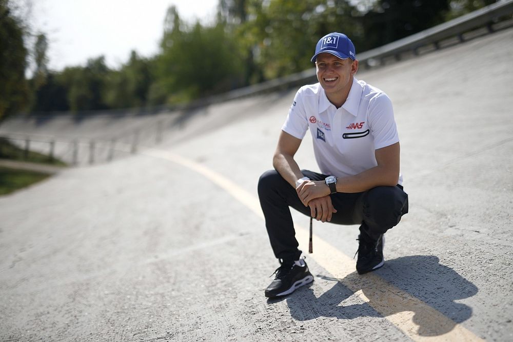 Schumacher a Ferrariban? „Még hosszú út áll előtte”