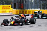 Hill : Bottas a quasiment fait signe à Verstappen de passer