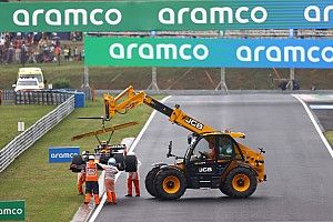 F1- Leclerc chama incidentes da curva 1 de 'jogo de boliche'