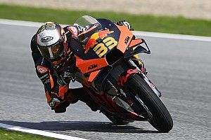 Валидольный финал гонки MotoGP в Австрии подарил победу Биндеру на КТМ