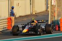 Checo P&eacute;rez lamenta abandono en Abu Dhabi: Es un resumen del a&ntilde;o dif&iacute;cil