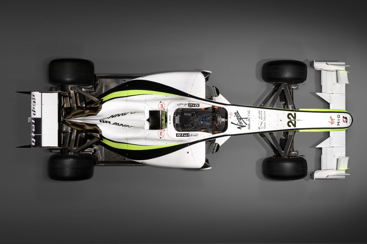 伝説的F1シーズン制したジェンソン・バトン所有のブラウンGP 001