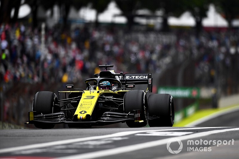 Ricciardo, Red Bull’un hızı yüzünden acı çekmiyor