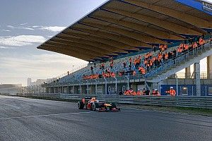 Zandvoort egy igazi old-school F1-es pálya, ahol egy kis hiba is sokba kerülhet