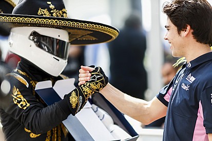 Stroll mindig „Hamilton”, ha Forma-1-et játszik