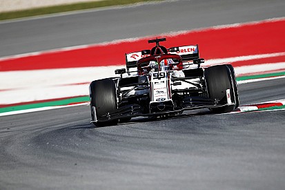 Giovinazzi: "L'ala nuova sembra buona, ma decideremo domani"