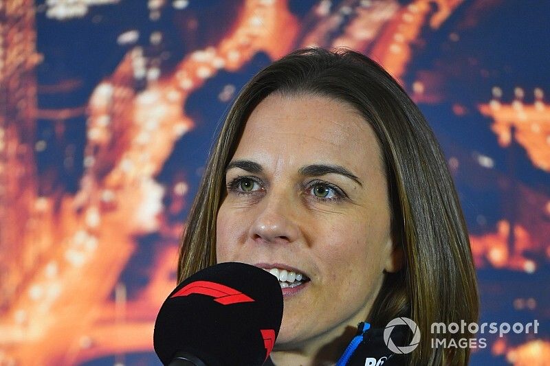 "Azért hoznak nehezebb helyzetbe, mert nő vagyok" - Claire Williams