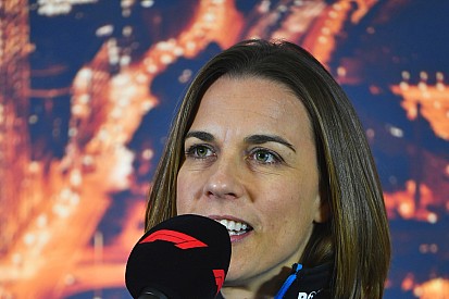 Williams: "Bana yapılan eleştirilerin çoğu kadın olmamdan kaynaklanıyor"
