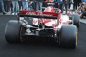 Watch: Alfa Romeo unveils its C41 2021 F1 car