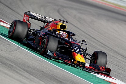 Verstappen lidera tercera práctica y Leclerc en problemas