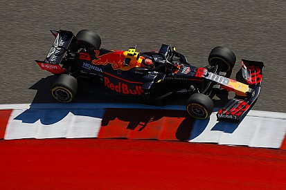 FIA усложнила прохождение 8-го поворота в Остине