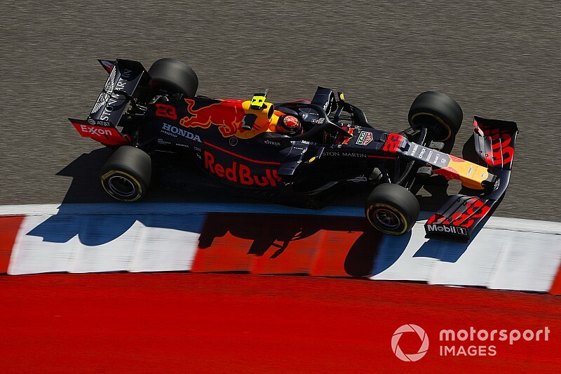 FIA усложнила прохождение 8-го поворота в Остине
