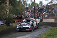 WRC Finlandia: Rovanpera lidera 0.2s por delante de Evans y Tanak se estrella