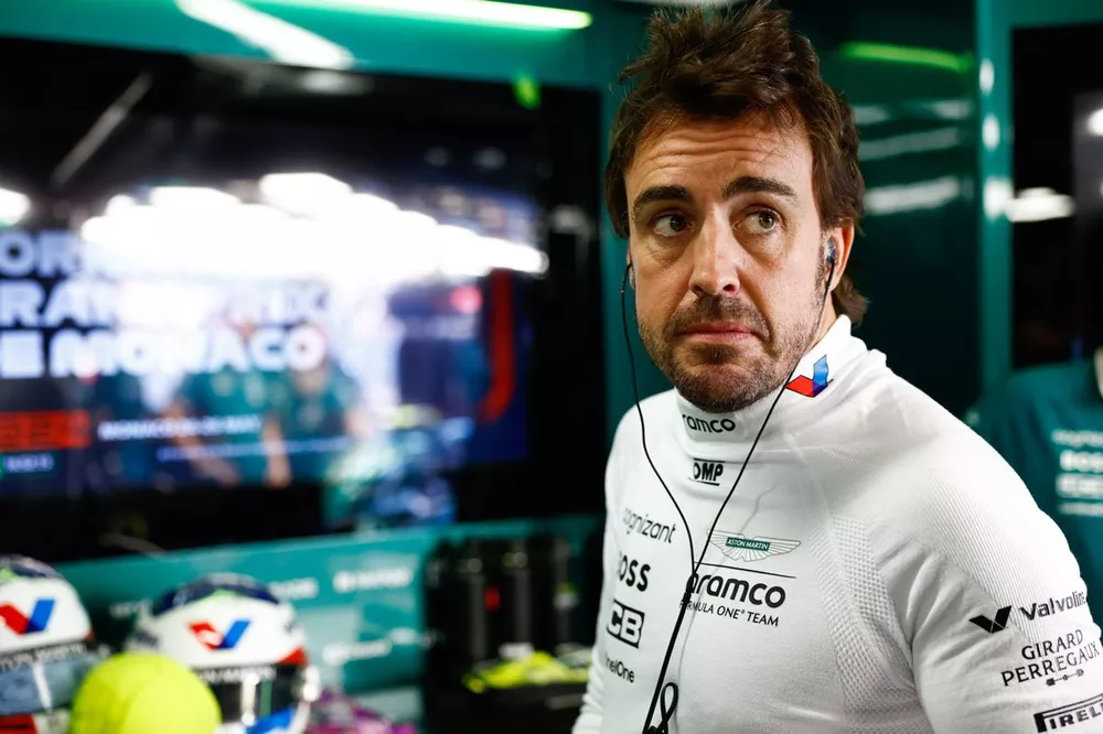 Fernando Alonso, Aston Martin F1 Team