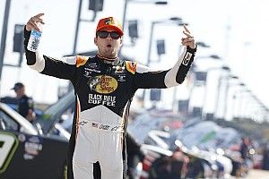 Gragson beats Jones in thrilling Bristol Xfinity win