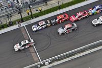 Bowyer predice "un gran show" en busca del playoff en Indy