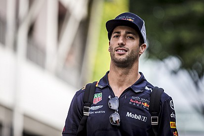 Renault trouxe Ricciardo cedo demais, analisa ex-piloto