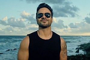 Cantor Luis Fonsi se junta a número recorde de pilotos e atletas em GP Virtual de Mônaco