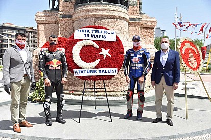 Kenan Sofuoğlu ve Toprak Razgatlıoğlu, Atatürk Rallisi'ne çıktılar