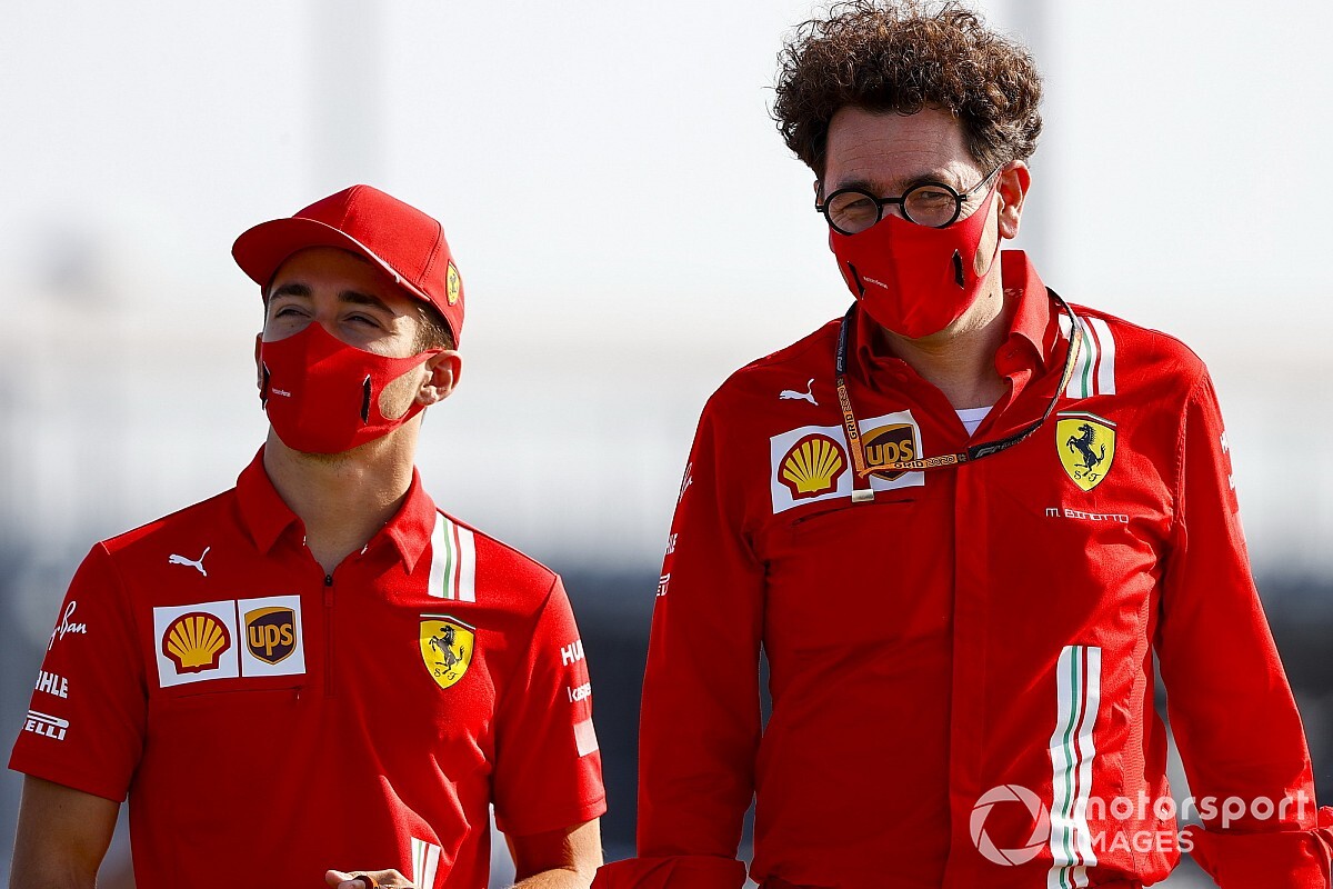 Binotto traça paralelos entre Leclerc e Schumacher para a Ferrari: "Charles está se tornando um líder"