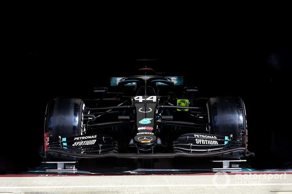 El W11 de Lewis Hamilton, Mercedes F1 , con la herradura homenaje a Stirling Moss