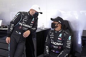 Hamilton Ingin Bottas Dapat Lebih Banyak Kredit