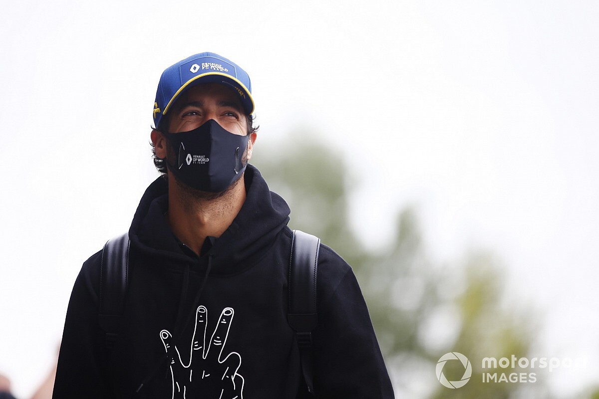 Ricciardo: A Mercedes lehetne a legönteltebb a rajtrácson, mégsem azok