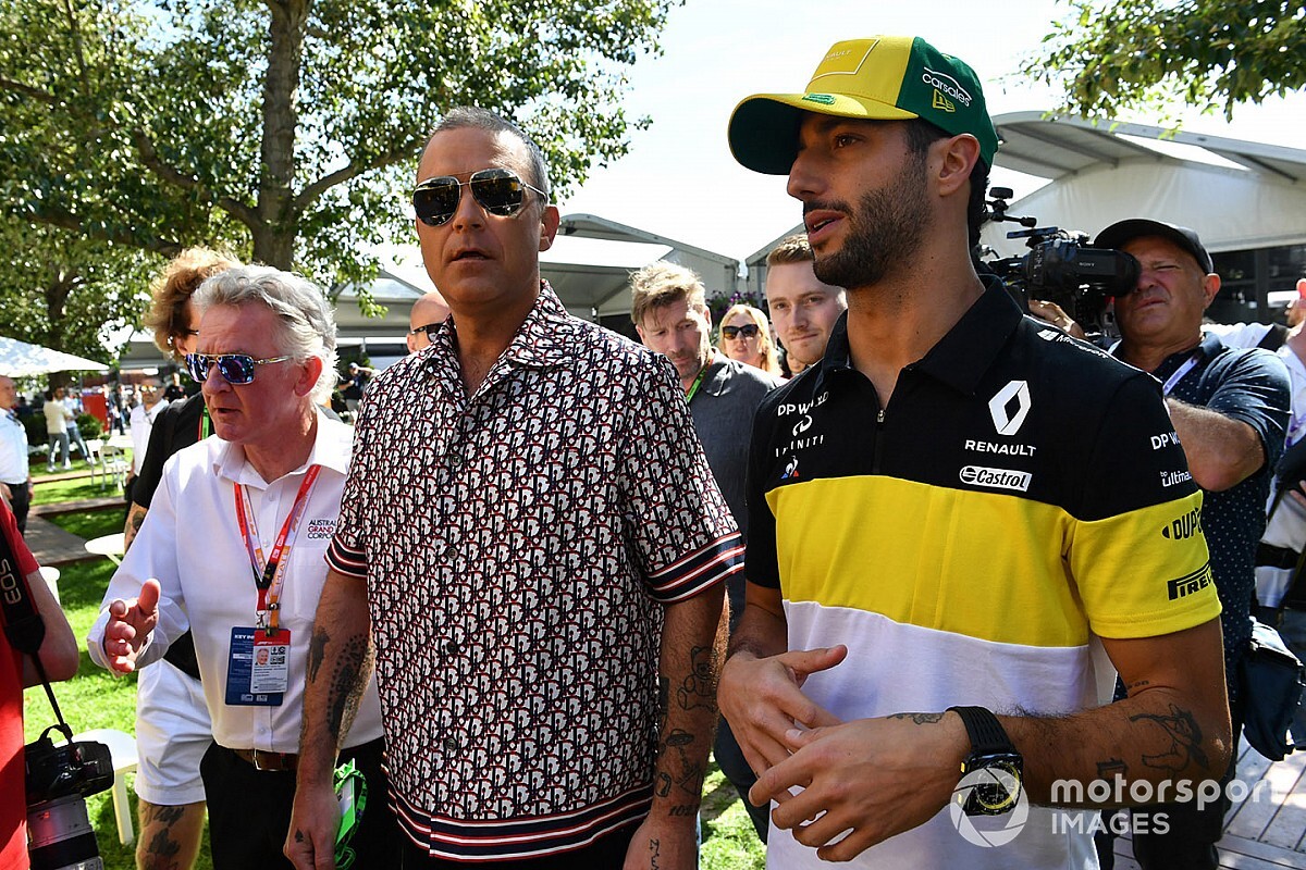 Vajon mi történik, ha egy F1-es csapatnál lesz egy vagy több pozitív koronavírus-teszt?