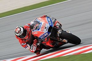 Lorenzo delays Sepang decision to Saturday morning