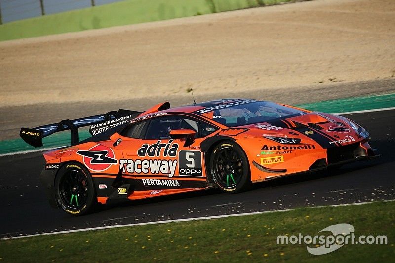 Lamborghini Huracan Super Trofeo Evo #5, Antonelli Motorsport: Giacomo Altoe, Daniel Zampieri