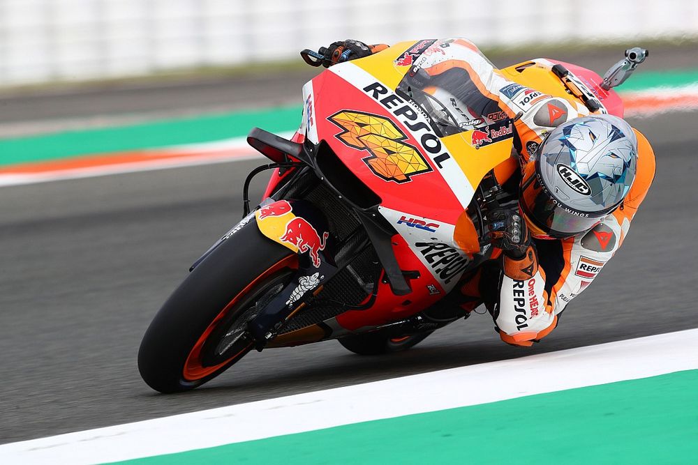 Espargaro ağır kaza sonrası Valensiya GP sıralama turlarını kaçıracak