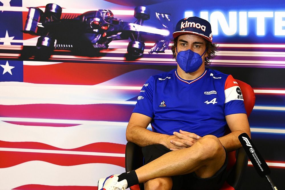 Alonso: "Her yarış daha iyiye gidiyoruz"