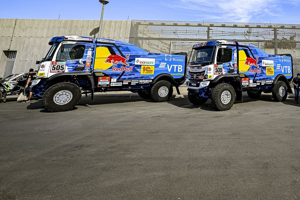 Nikolaev luistert Dakar-rentree op met snelste tijd in proloog