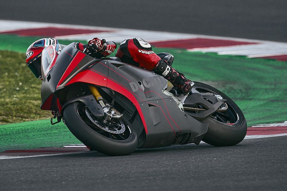 Francesco Bagnaia Tak Tertarik Uji Motor MotoE Ducati