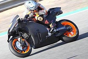 Pol Espargaró renoue avec le grip arrière et son style de pilotage