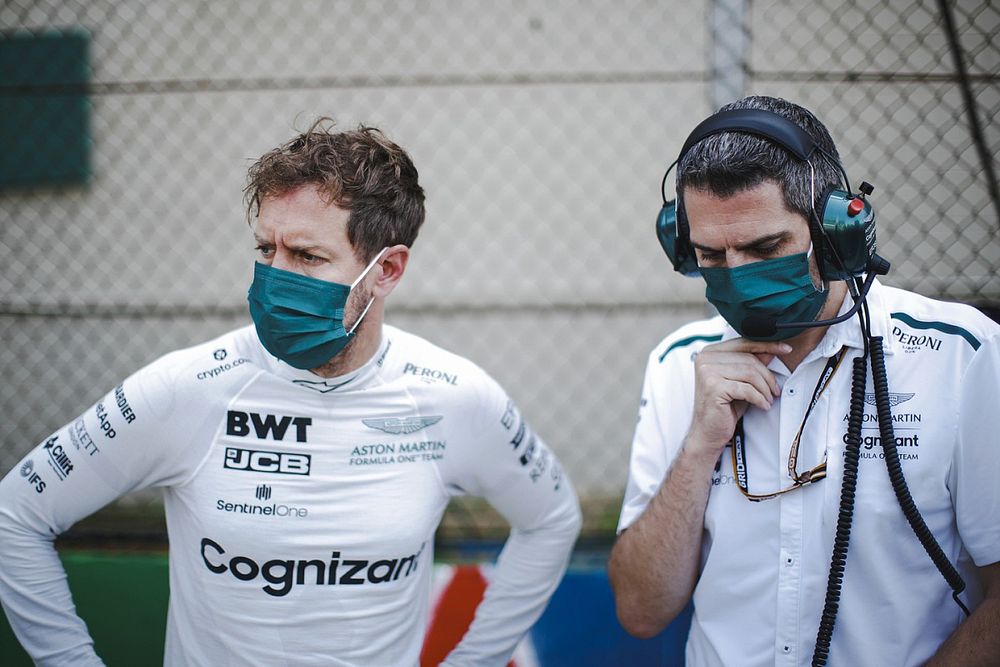 Schumacher: Nem Vettel az oka az Aston Martin gyengébb szereplésének