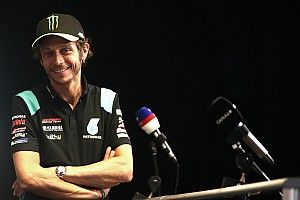 Valentino Rossi Segera Menjadi Ayah