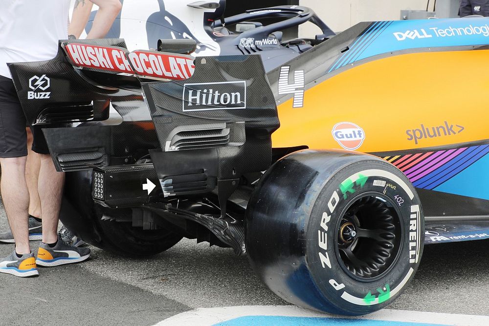 McLaren: quattro soffiaggi per ripulire la scia della MCL35 M